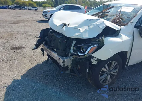 2017 Nissan Pathfinder Sv из США, поврежденный, VIN 5N1DR2MN7HC696788